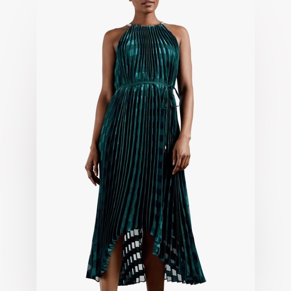 Pleated Midi Dress - Picture 3 of 5